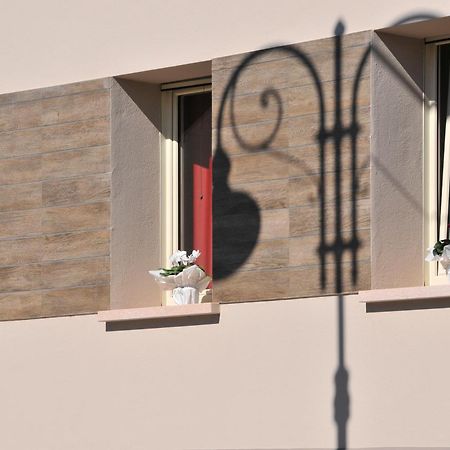 Moniga del Garda Bed & Breakfast Vieulif المظهر الخارجي الصورة