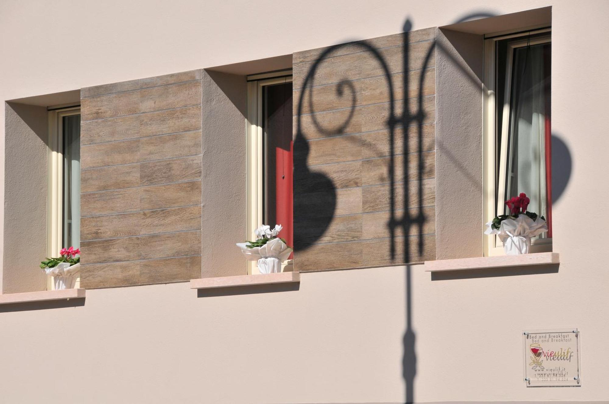 Moniga del Garda Bed & Breakfast Vieulif المظهر الخارجي الصورة
