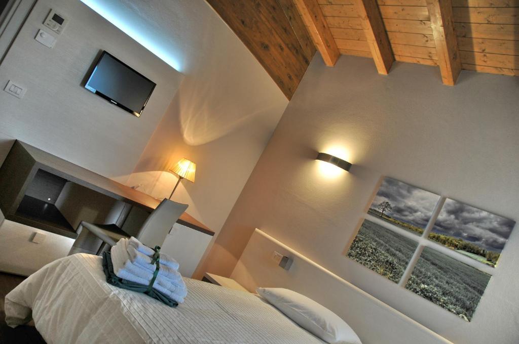 Moniga del Garda Bed & Breakfast Vieulif الغرفة الصورة