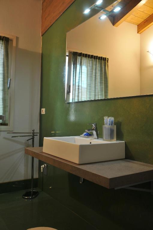 Moniga del Garda Bed & Breakfast Vieulif الغرفة الصورة