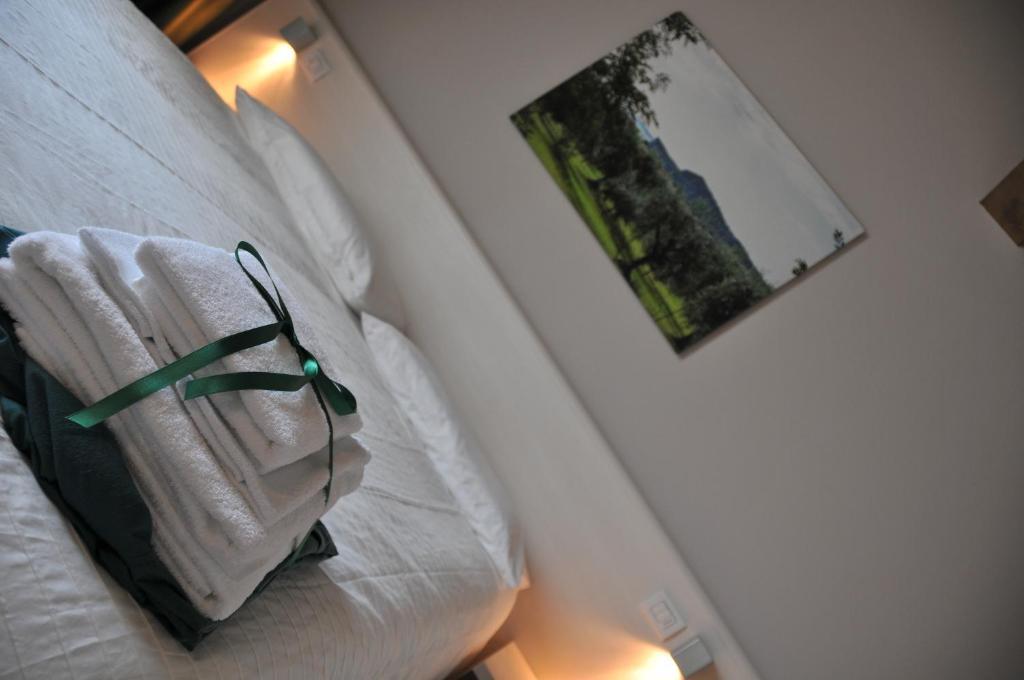 Moniga del Garda Bed & Breakfast Vieulif الغرفة الصورة