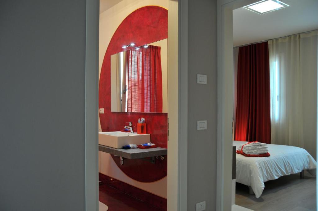 Moniga del Garda Bed & Breakfast Vieulif الغرفة الصورة