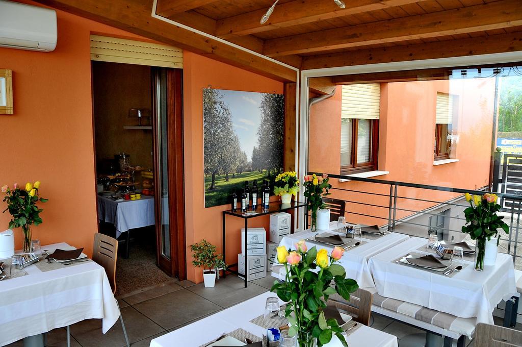 Moniga del Garda Bed & Breakfast Vieulif المظهر الخارجي الصورة