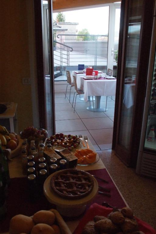 Moniga del Garda Bed & Breakfast Vieulif المظهر الخارجي الصورة