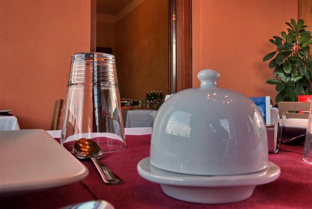 Moniga del Garda Bed & Breakfast Vieulif المظهر الخارجي الصورة